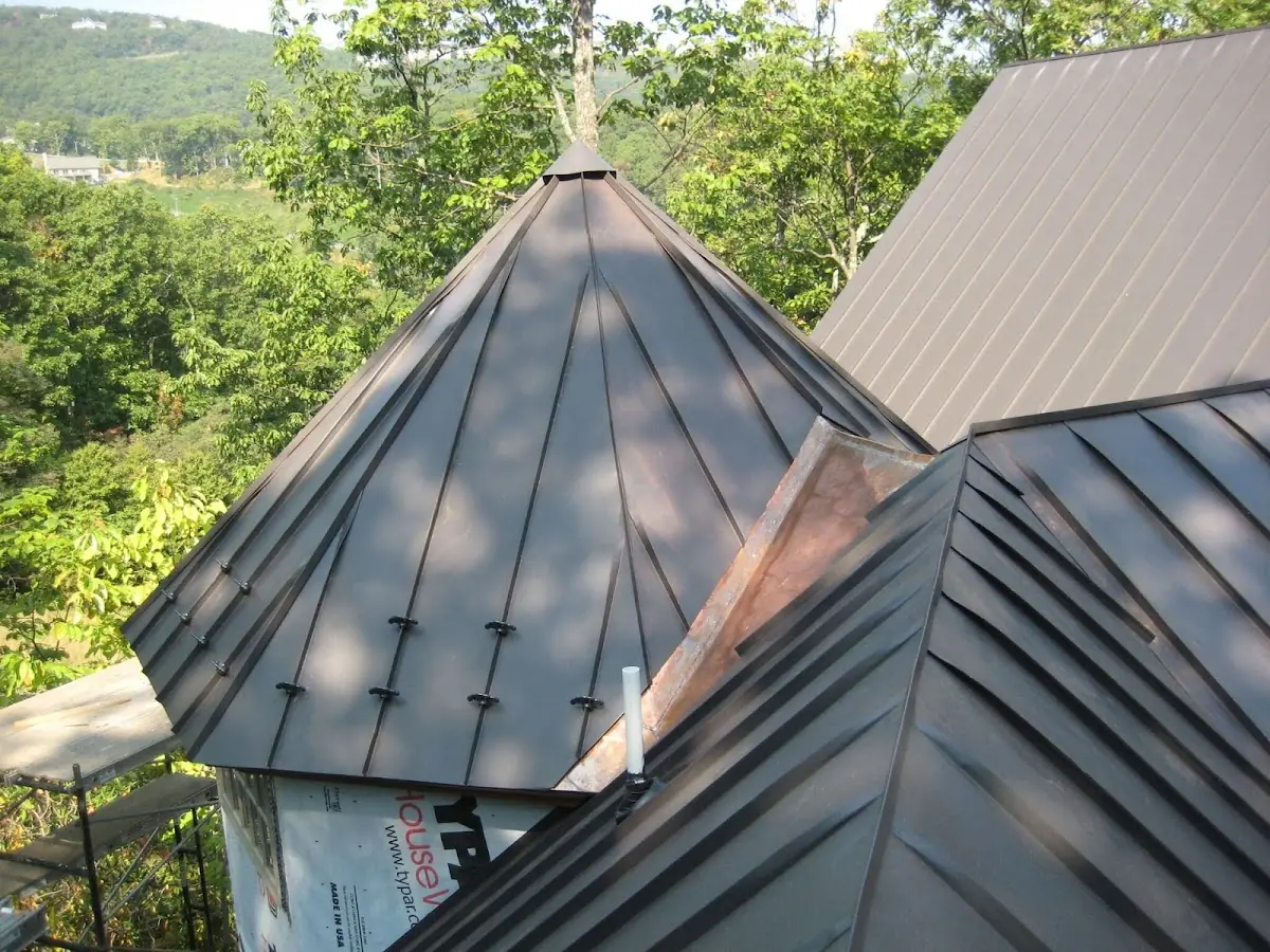 Professional Shingle Replacement & Repair by Craftsman Roofing in Belvedere